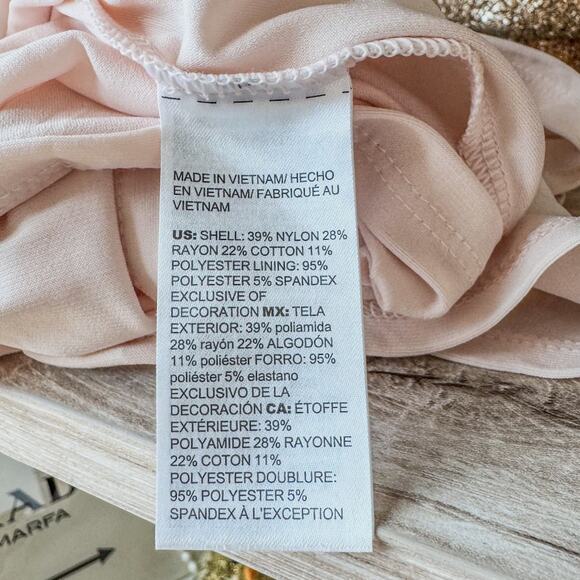 White House Black Market, Light Pink Lace High Neck Ruffled Top, Women's Large - Picture 10 of 10